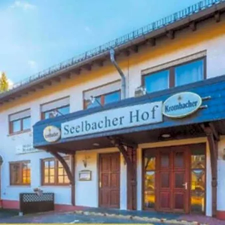 Seelbacher Hof 2*
