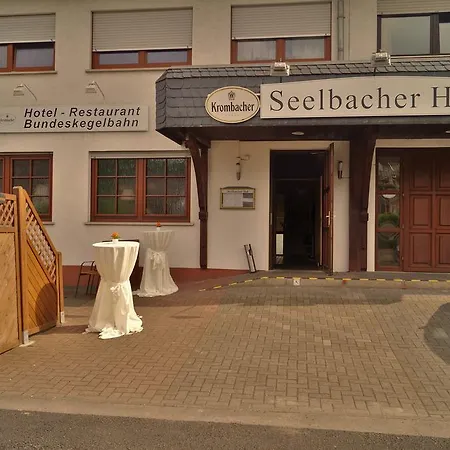 Seelbacher Hof 2*